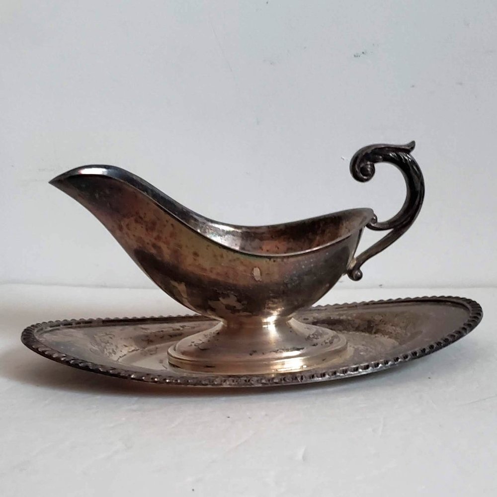 Lot of 2 Vintage SILVER PLATED Gravy Sauce Boat and Tray time patina Silverplate - Picture 7 of 14